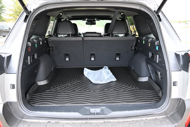 New 2026 Subaru Outback Touring XT AWD/4WD image 14