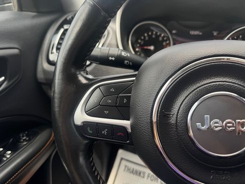 Used 2020 Jeep Compass Limited FWD image 15