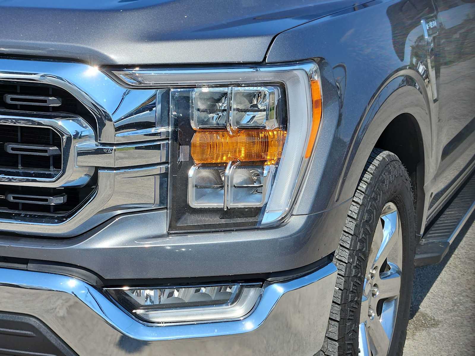 Used 2023 Ford F150 XLT w/ Equipment Group 302A High RWD image 10