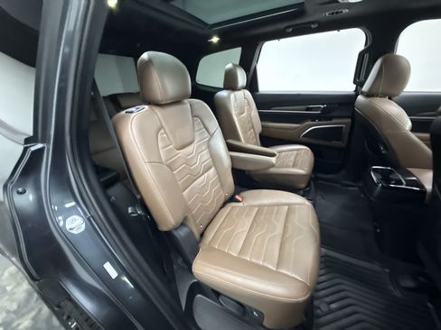 Used 2022 Kia Telluride SX w/ SX Prestige Package AWD/4WD image 30
