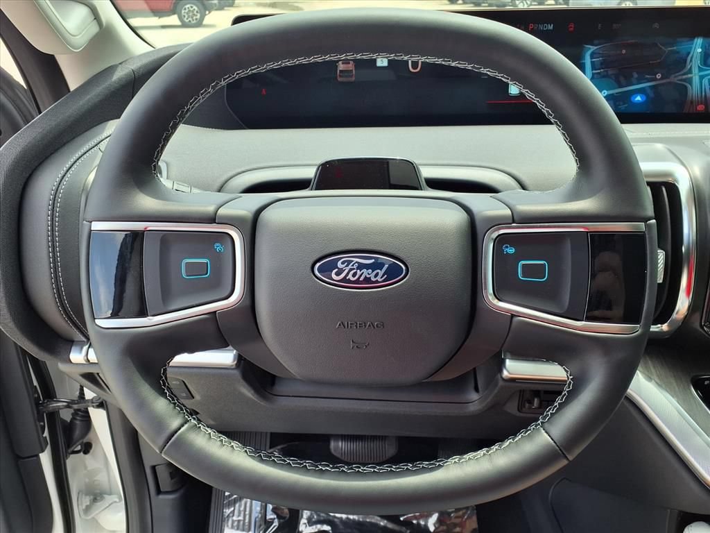New 2026 Ford Expedition Max Platinum w/ Platinum Ultimate Package AWD/4WD image 18