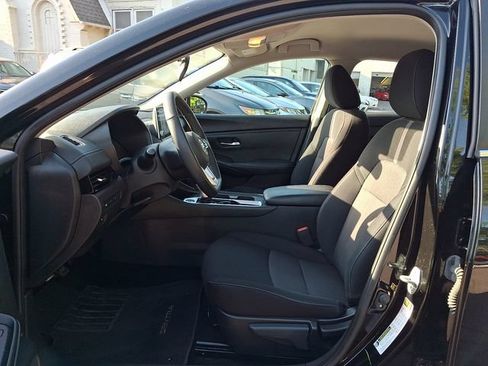Used 2023 Nissan Sentra SV w/ All-Weather Package FWD image 14