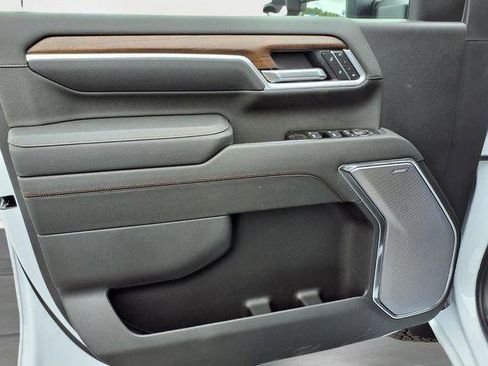 New 2026 Chevrolet Silverado 3500 High Country w/ High Country Premium Package AWD/4WD image 12