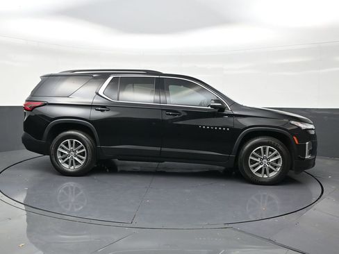 Used 2023 Chevrolet Traverse LT FWD image 6