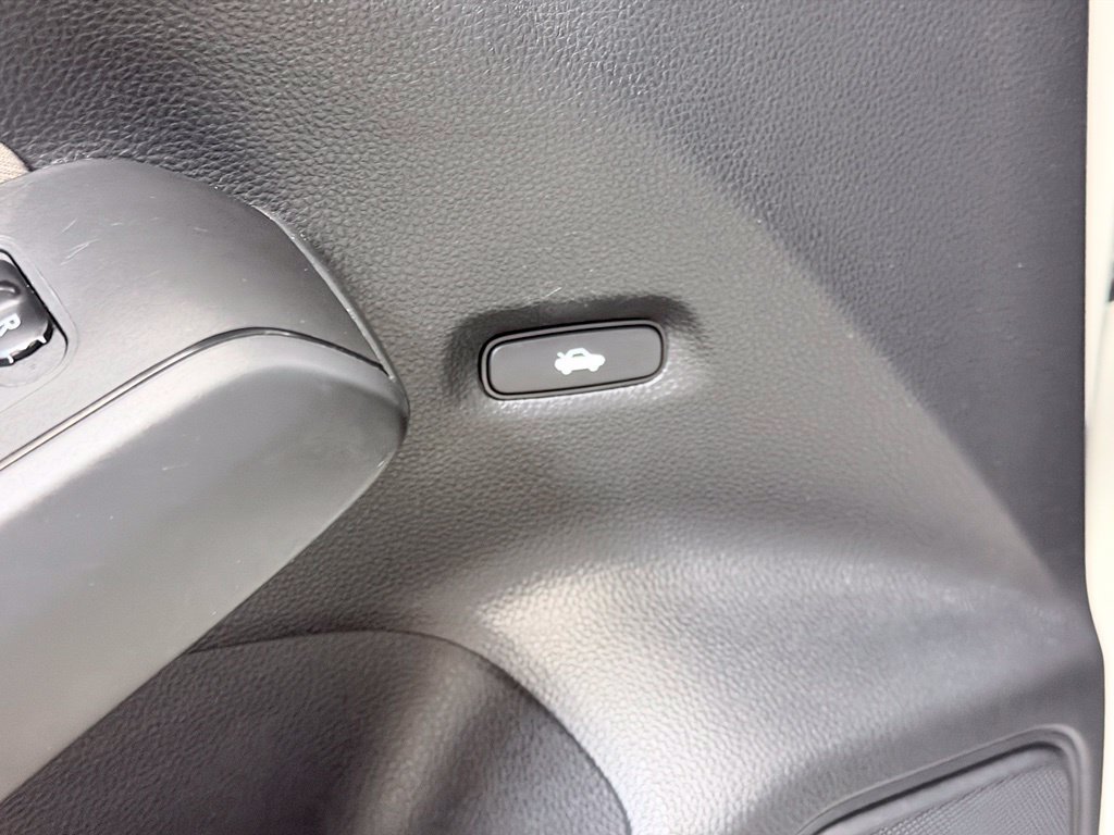 Used 2022 Honda Civic EX image 12