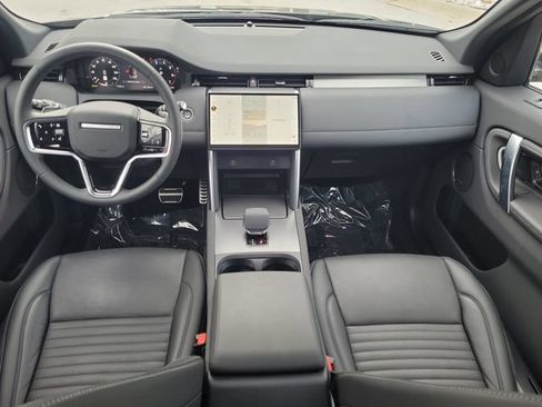Used 2025 Land Rover Discovery Sport Dynamic SE AWD/4WD image 15