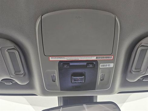 Used 2023 Toyota Camry SE image 33