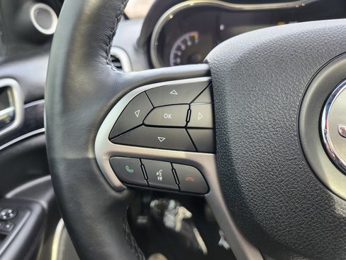 Used 2018 Jeep Grand Cherokee High Altitude image 36