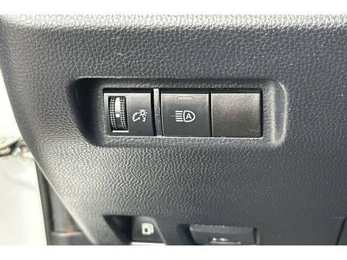 Certified 2020 Toyota RAV4 LE AWD/4WD image 30