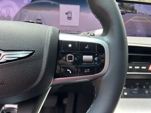 New 2026 Genesis GV70 2.5T Select AWD/4WD image 33