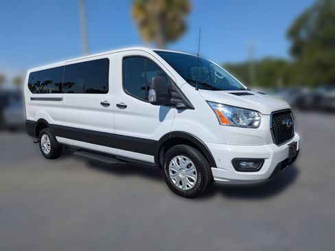 Used 2022 Ford Transit 350 XLT RWD image 2