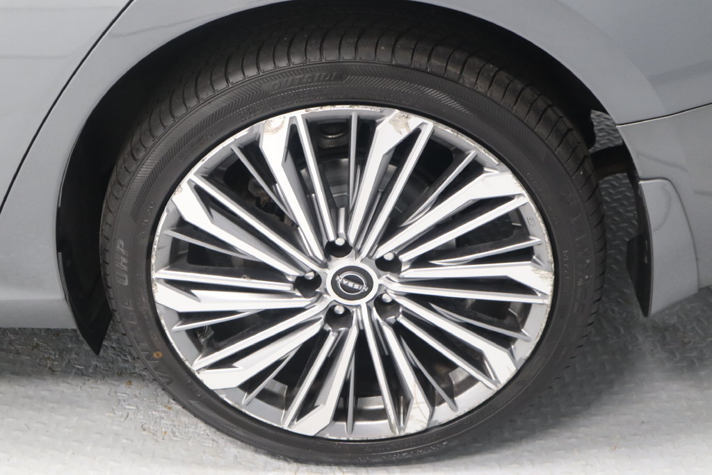 Certified 2023 Nissan Altima 2.5 SL AWD/4WD image 13
