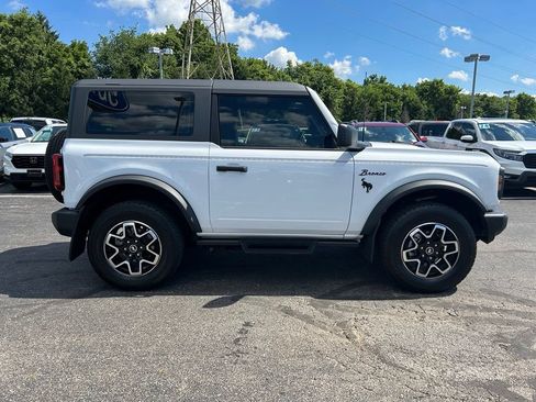 Used 2025 Ford Bronco 2-Door AWD/4WD image 9