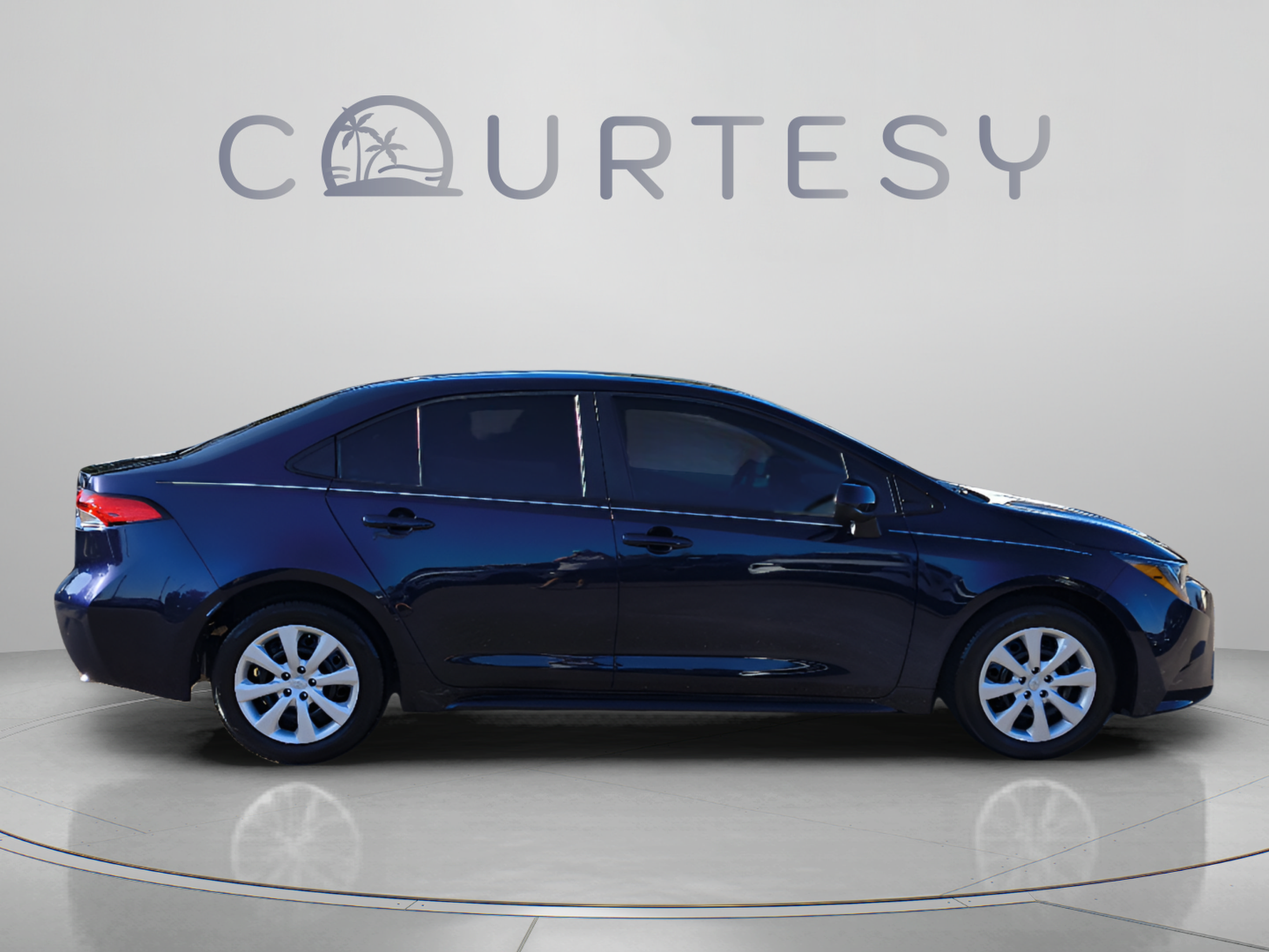 Used 2024 Toyota Corolla LE FWD image 6