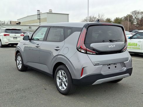 New 2025 Kia Soul LX w/ LX Technology Package image 4
