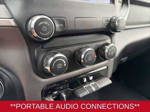 Used 2024 RAM 2500 Big Horn w/ Bed Utility Group image 15