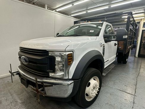 Used 2018 Ford F550 2WD Regular Cab Super Duty w/ Power Equipment Group image 18