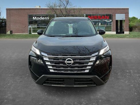 New 2026 Nissan Rogue SV image 6