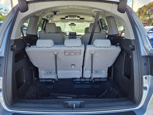Used 2024 Honda Odyssey Touring image 18