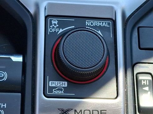 Used 2023 Subaru Forester Premium image 24