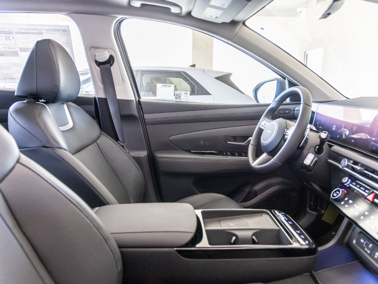New 2025 Hyundai Tucson Limited AWD/4WD image 35