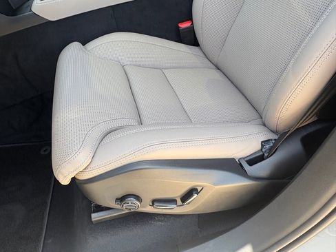 New 2026 Volvo XC90 B6 Ultra w/ Protection Package Premier image 19