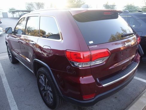 Used 2018 Jeep Grand Cherokee Limited w/ Luxury Group II image 4