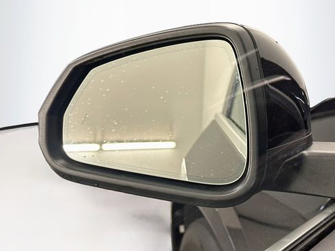 Used 2025 BMW X1 xDrive28i AWD/4WD image 16