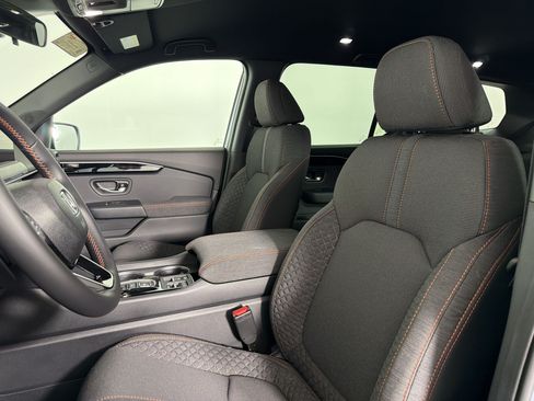 New 2026 Honda Pilot Sport image 4