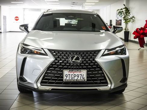 Used 2025 Lexus UX 300h FWD image 4