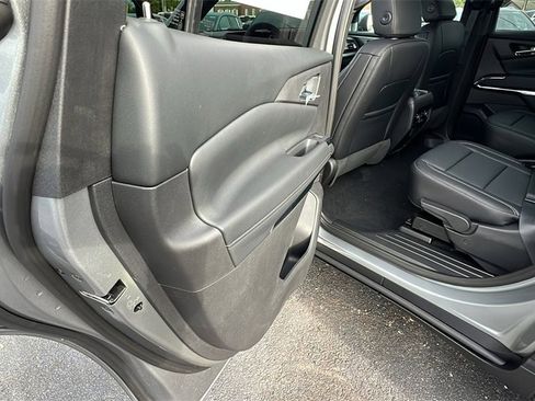 New 2026 Chevrolet Traverse LT w/ Driver Confidence Package image 16