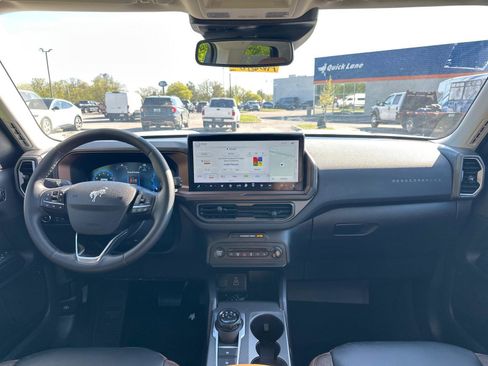 Used 2025 Ford Bronco Sport Outer Banks w/ Outer Banks Tech Package+ image 5