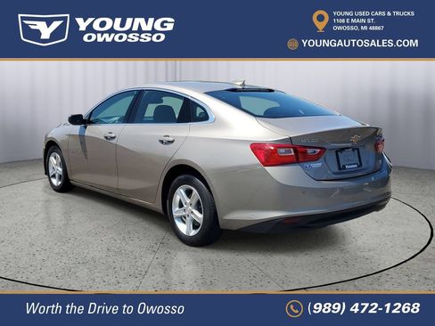 Used 2023 Chevrolet Malibu LT w/ Driver Confidence Package FWD image 4