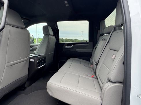 New 2026 GMC Sierra 2500 SLT w/ SLT Convenience Package AWD/4WD image 7