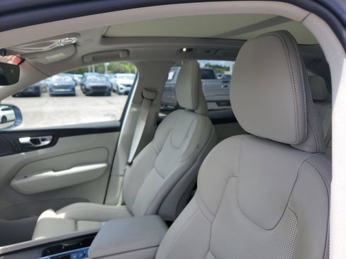 Used 2021 Volvo XC60 T5 Inscription w/ Advanced Package FWD image 22