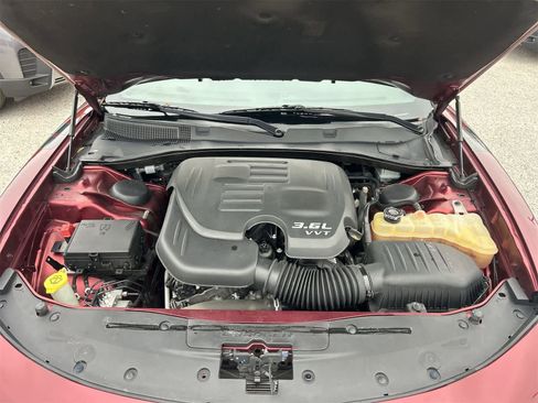 Used 2018 Dodge Charger SXT Plus w/ Quick Order Package 29J image 9