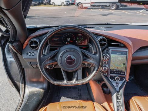 Used 2018 McLaren 720S Luxury image 44