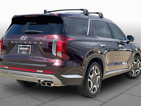 Used 2023 Hyundai Palisade Limited FWD image 12