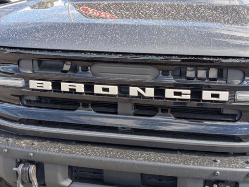 Used 2021 Ford Bronco Outer Banks AWD/4WD image 10