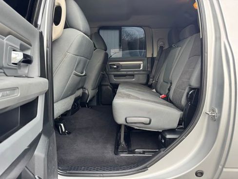 Used 2014 RAM 2500 Big Horn image 31