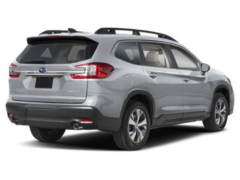 Used 2025 Subaru Ascent Premium image 2