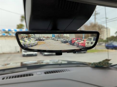 Used 2025 Chevrolet Silverado 1500 LTZ image 25