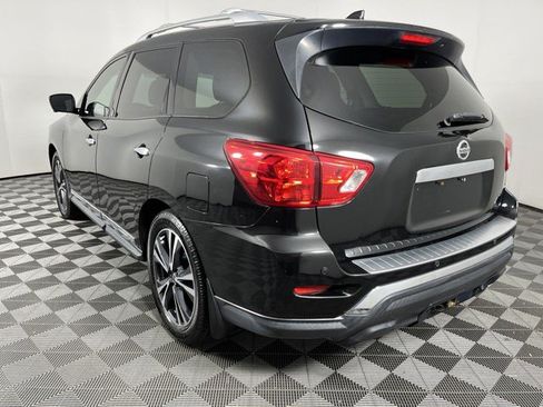 Used 2020 Nissan Pathfinder Platinum FWD image 6