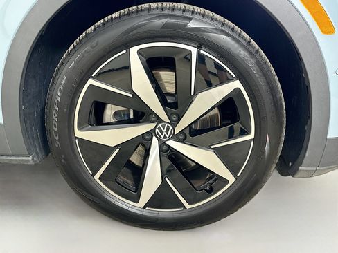 Used 2025 Volkswagen ID.4 Pro S RWD image 11