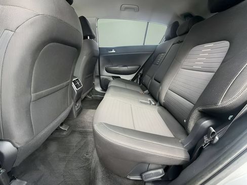 Used 2021 Kia Sportage LX w/ LX AWD Popular Package image 19