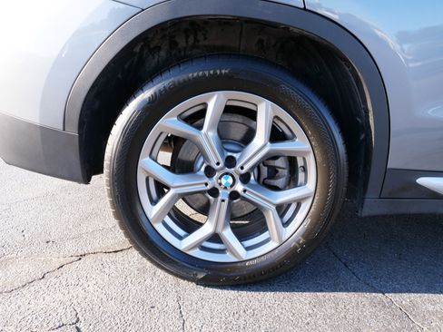 Used 2024 BMW X3 xDrive30i image 11