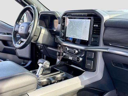 Used 2024 Ford F150 Lariat w/ FX4 Off-Road Package image 5