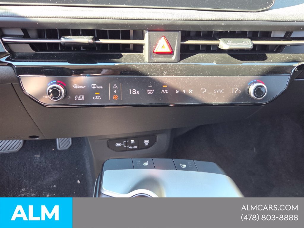 Used 2025 Kia EV6 Light RWD image 23
