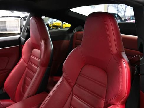 Used 2021 Porsche 911 Turbo S image 29