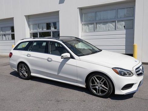 Used 2016 Mercedes-Benz E 350 4MATIC Wagon image 12